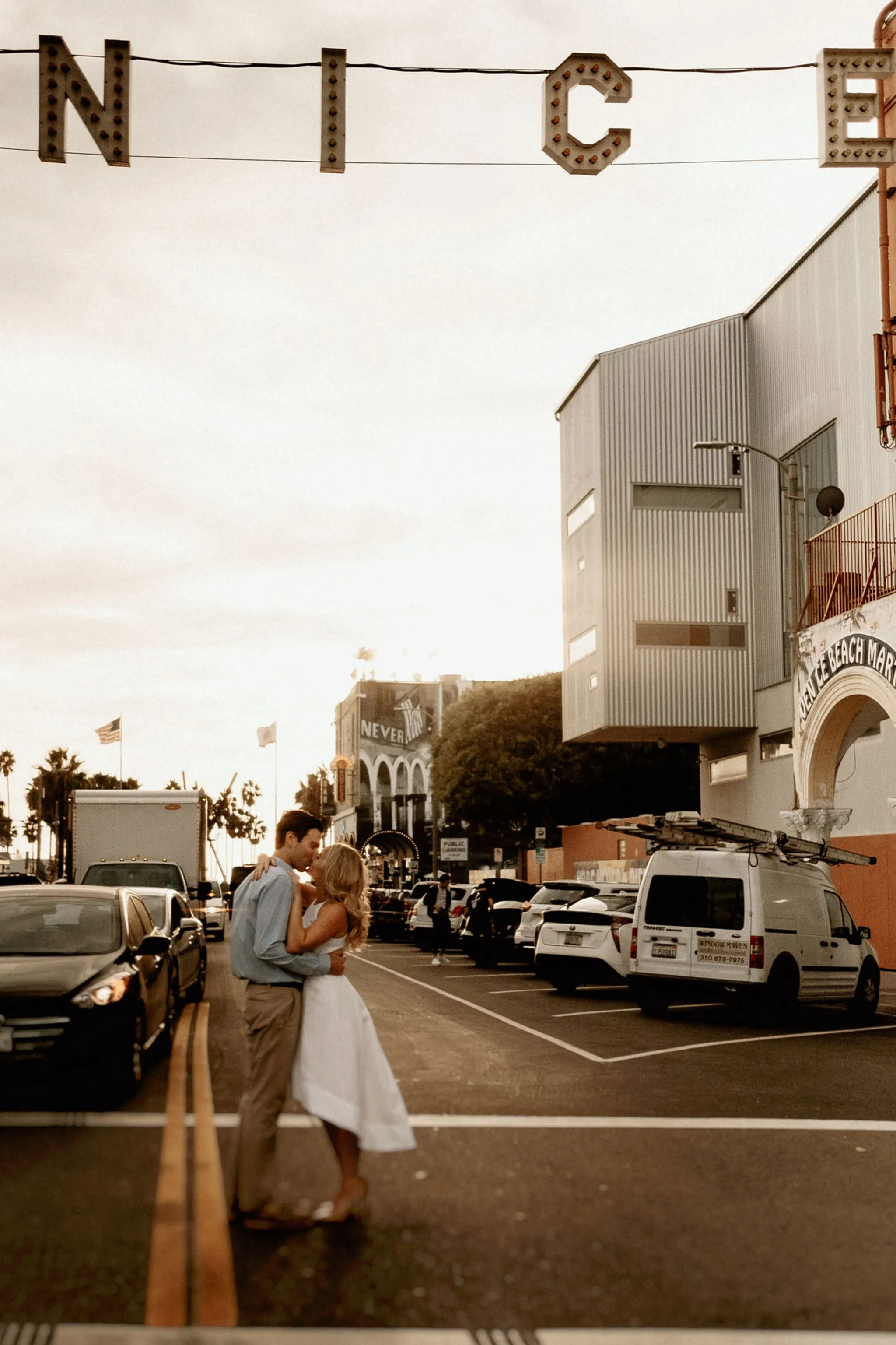 Gallery - Engagement Photos in Venice, Los Angeles, California