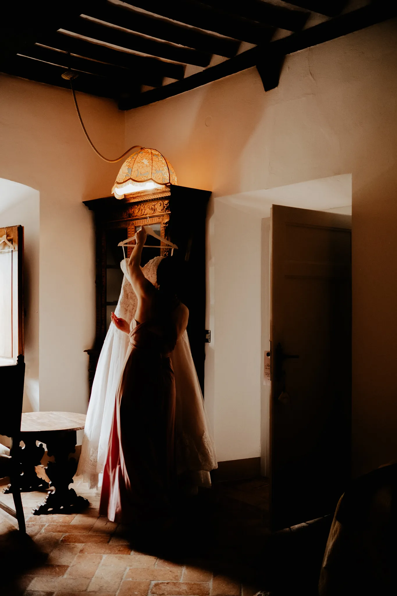 Wedding in Volterra, Tuscany Villa - Bride getting ready