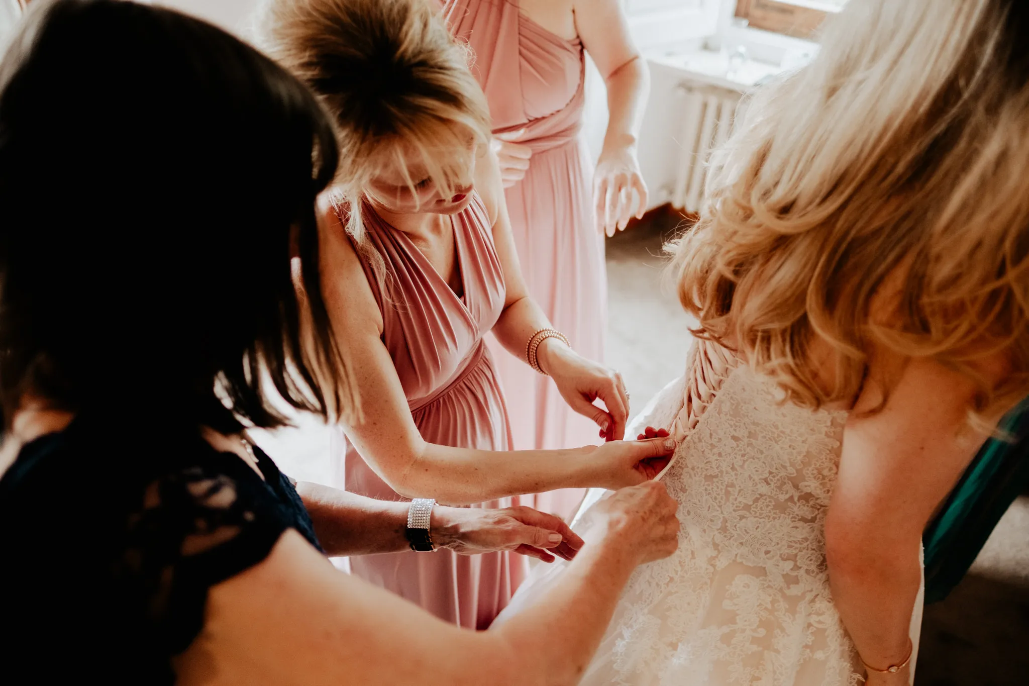 Wedding in Volterra, Tuscany Villa - Bride getting ready