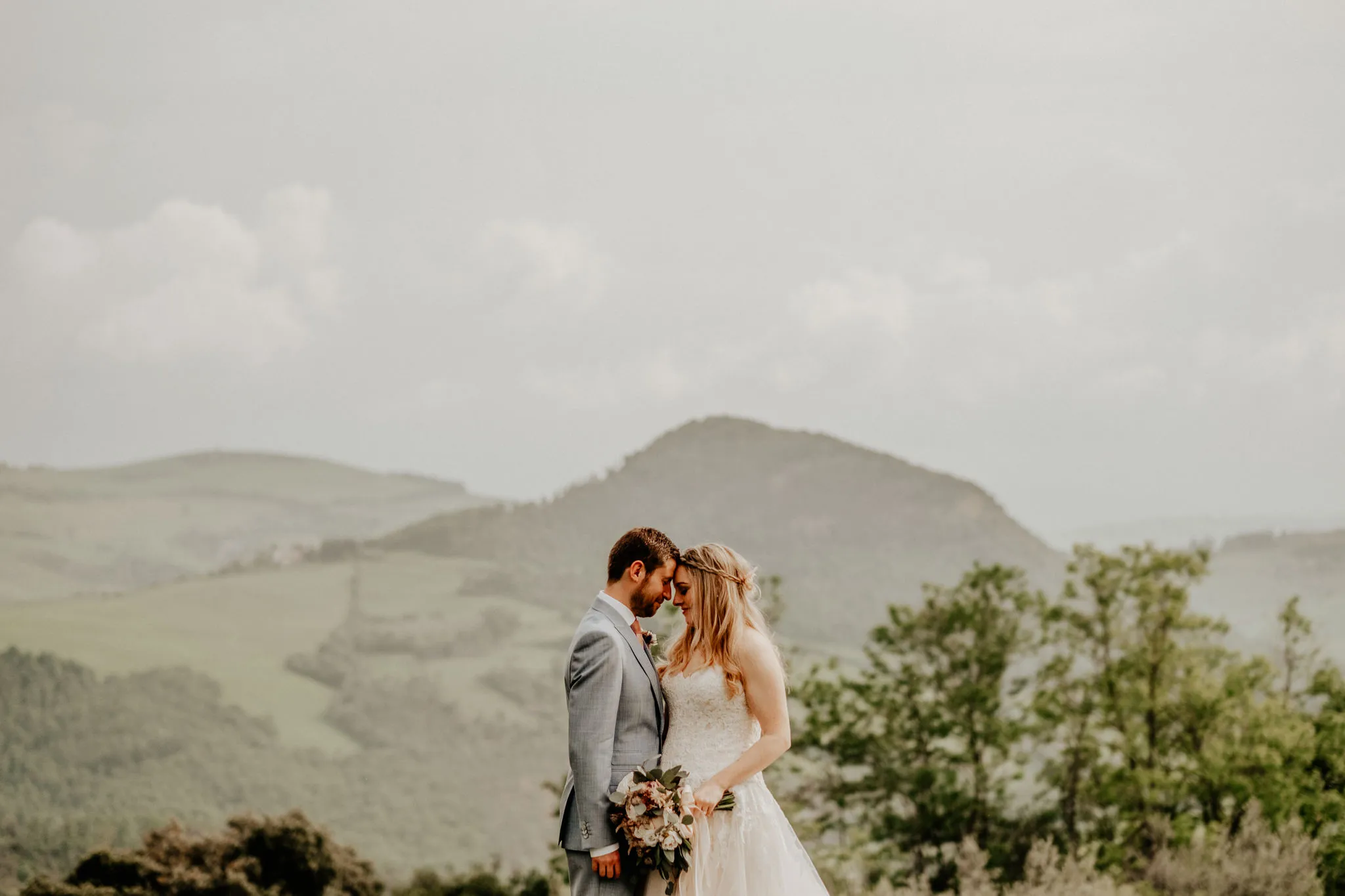 Portraits-Wedding in Volterra, Tuscany Villa