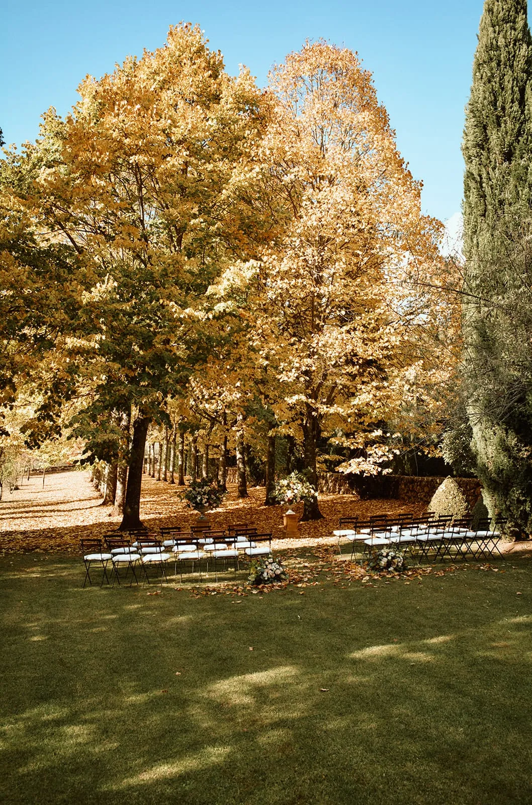 Wedding Ceremony - Autumn Wedding Ceremony at Villa Cetinale, Siena, Tuscany