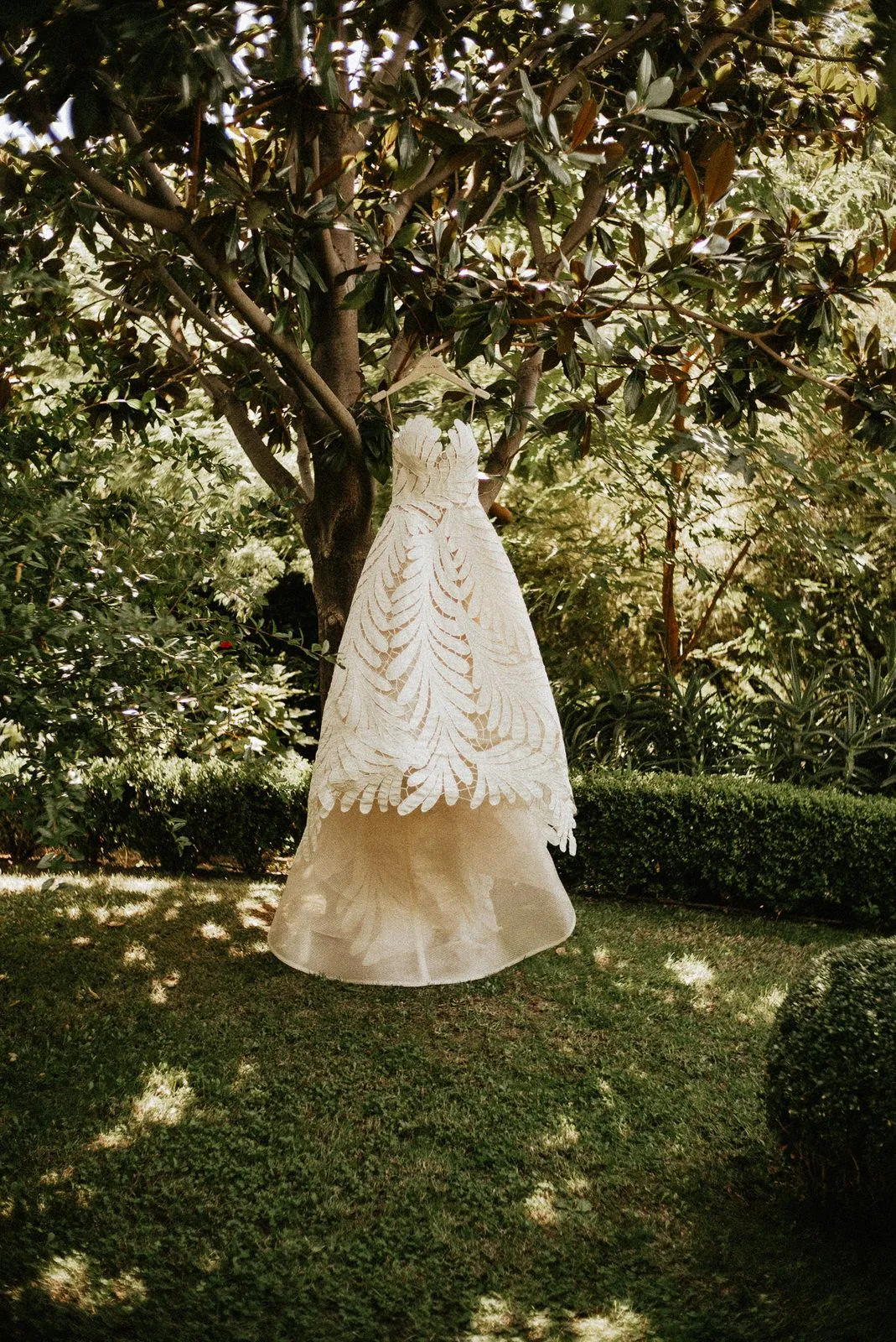 Intro-Oscar De La Renta Wedding Dress in Amalfi Coast