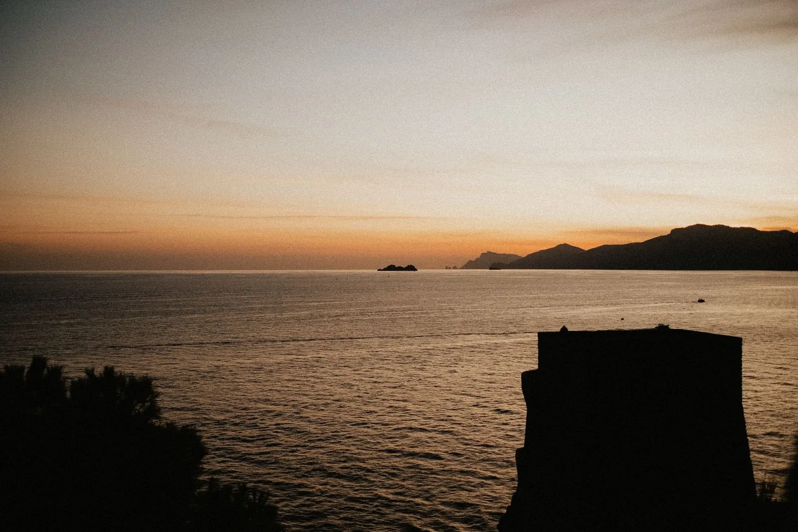 Newlyweds portraits in Amalfi Coast - Romantic Wedding in Praiano, Amalfi Coast