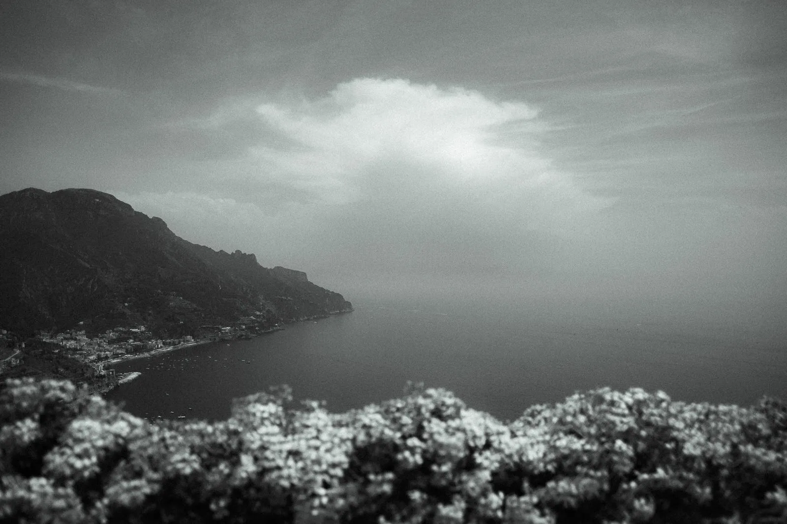Bride's getting ready-Intimate Wedding Ravello, Amalfi Coast