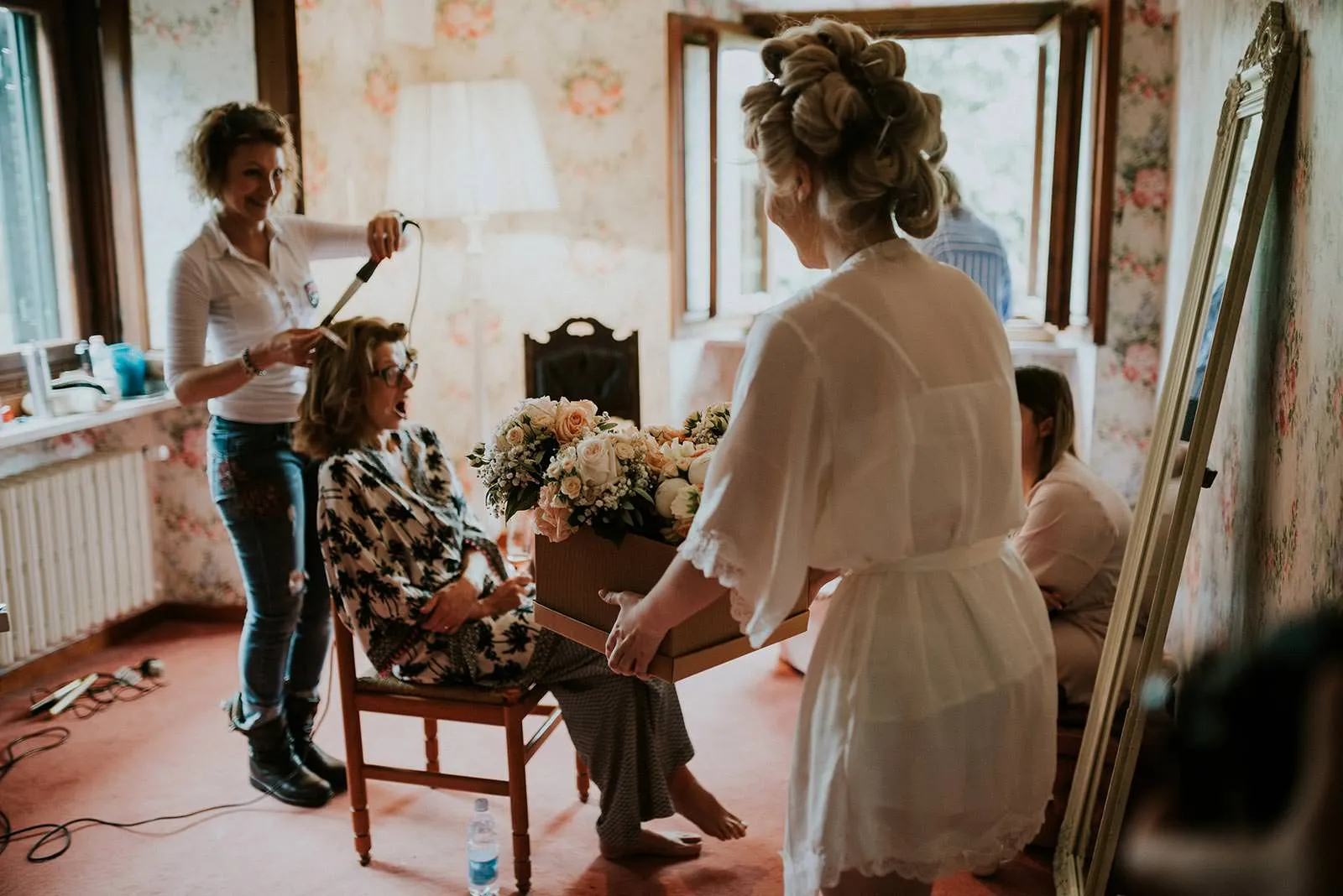 Bride getting ready - Wedding Getting Ready in Volterra