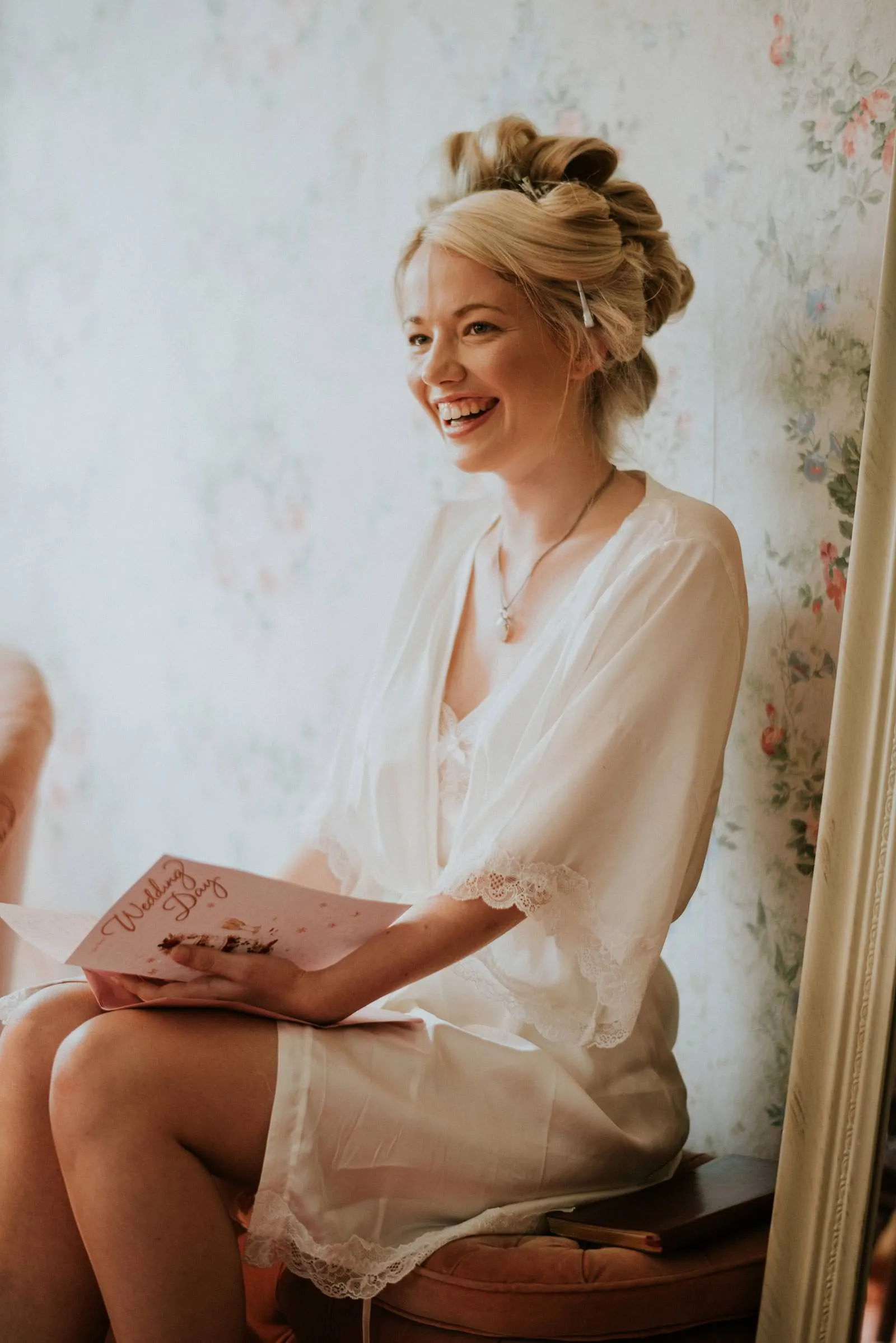 Bride getting ready - Wedding Getting Ready in Volterra
