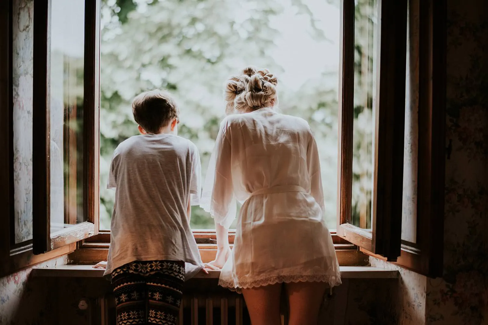 Bride getting ready - Wedding Getting Ready in Volterra