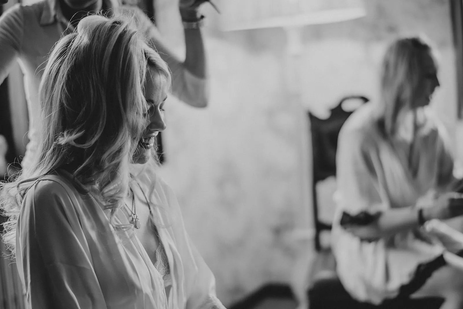 Bride getting ready - Wedding Getting Ready in Volterra