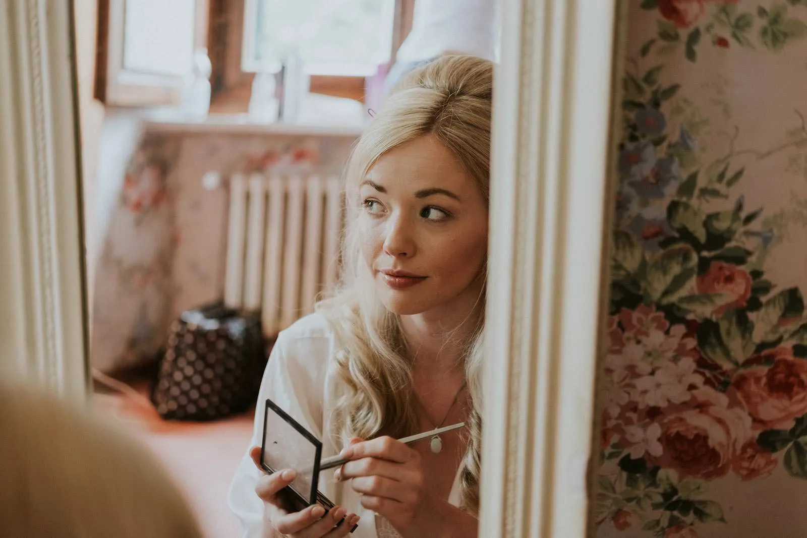 Bride getting ready - Wedding Getting Ready in Volterra
