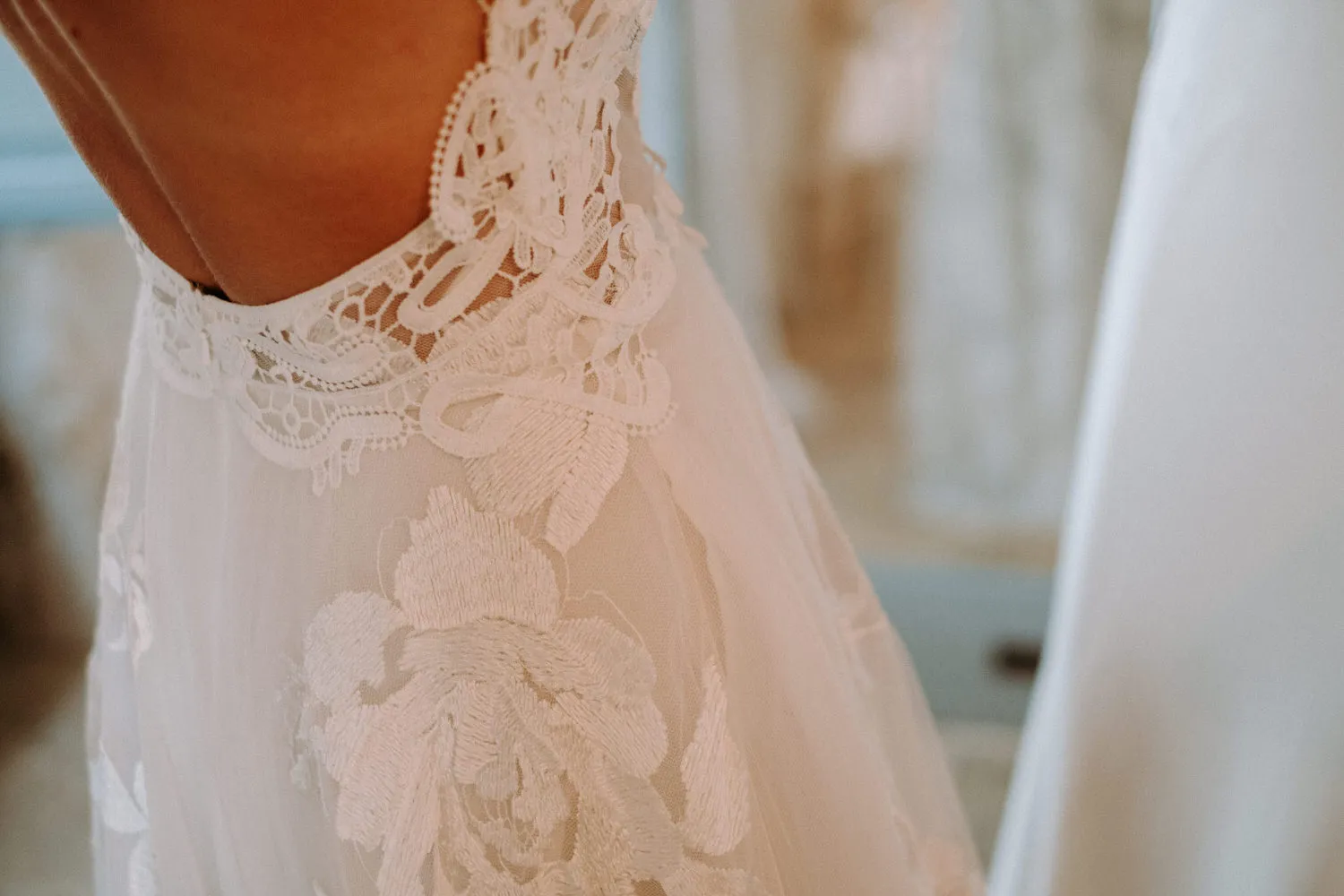 Getting ready - Wedding in Apulia, Italy - 35mm