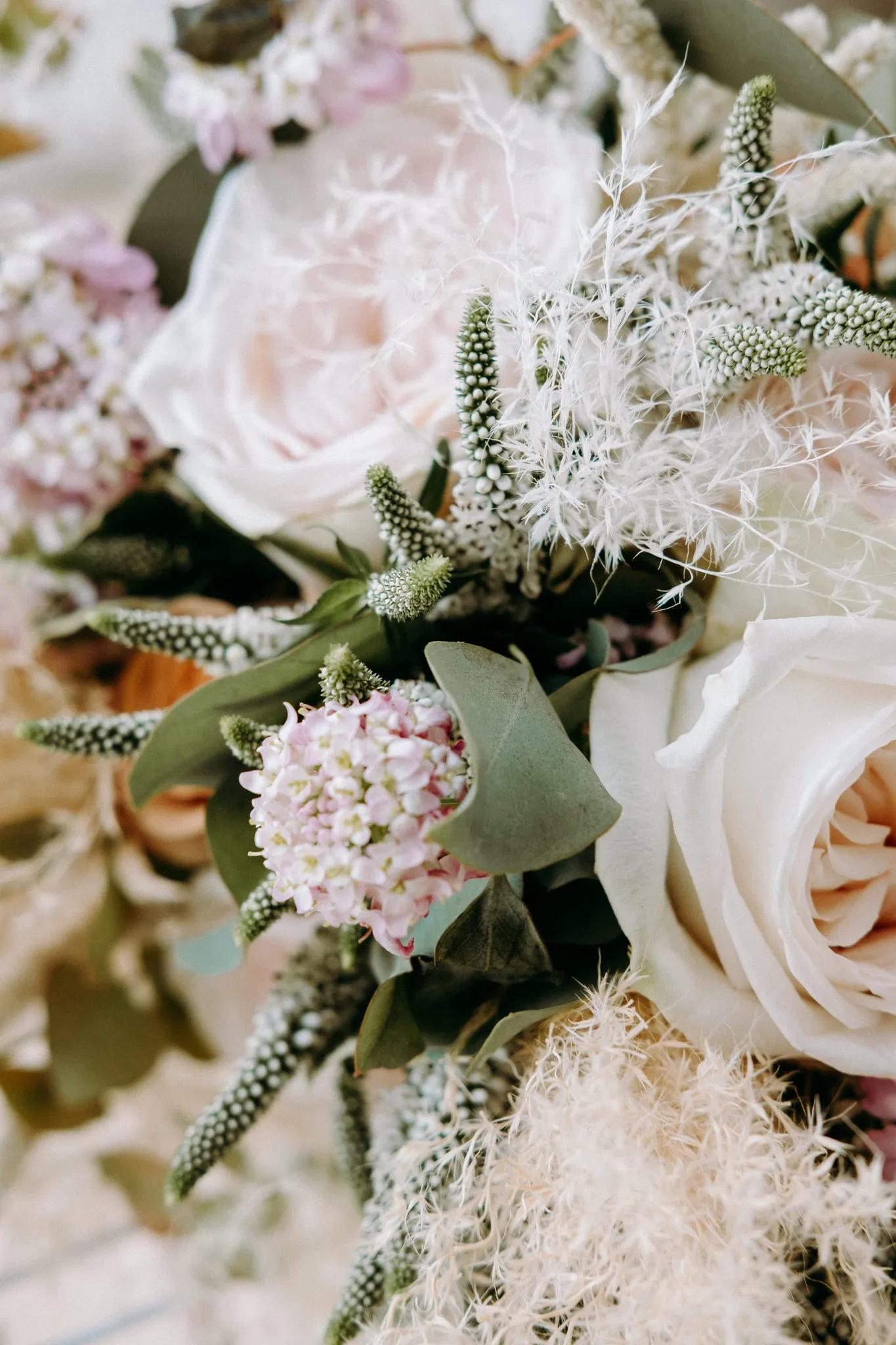 Getting ready - Wedding in Apulia, Italy - 35mm