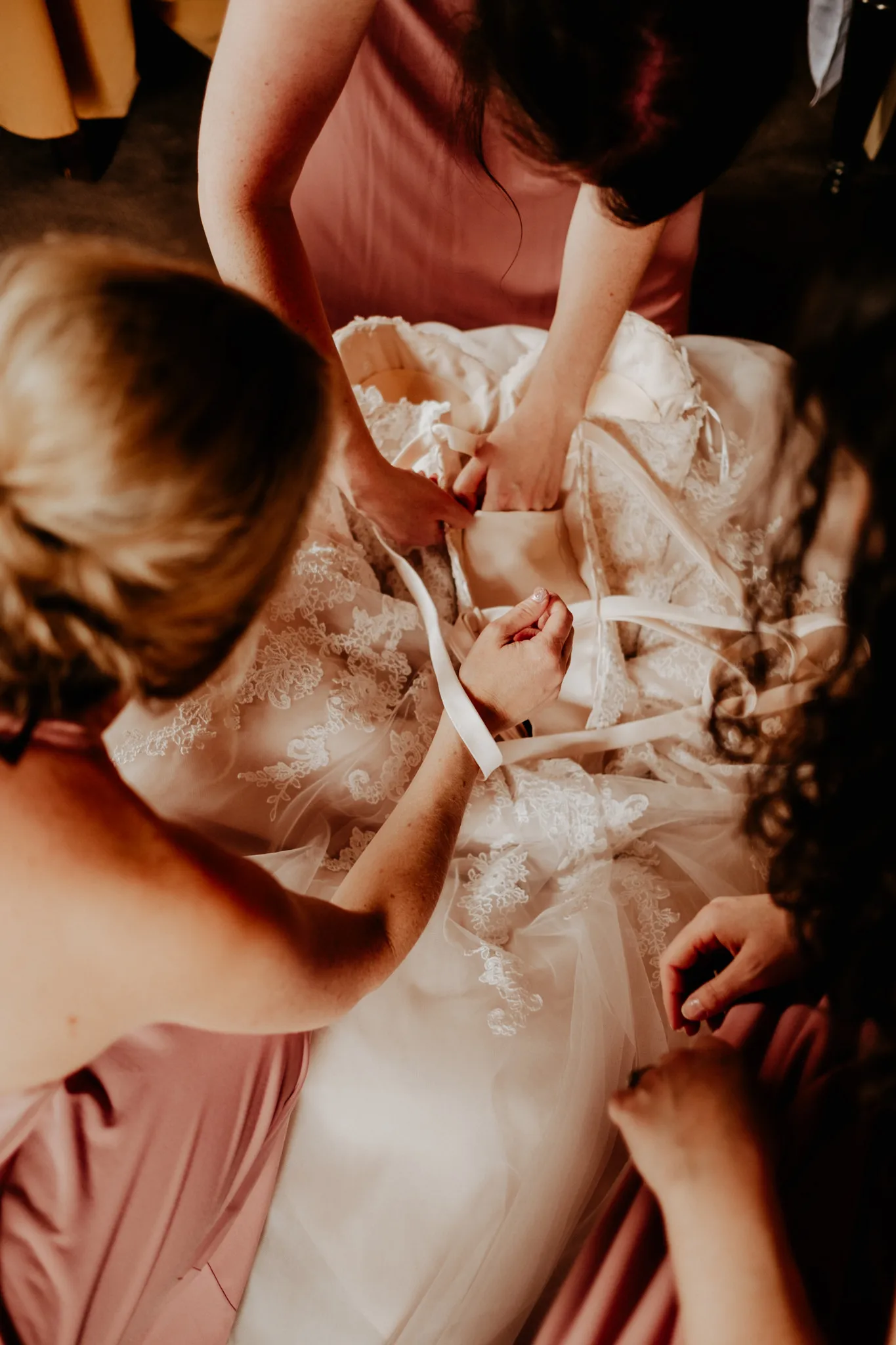 Wedding in Volterra, Tuscany Villa  - Bride getting ready