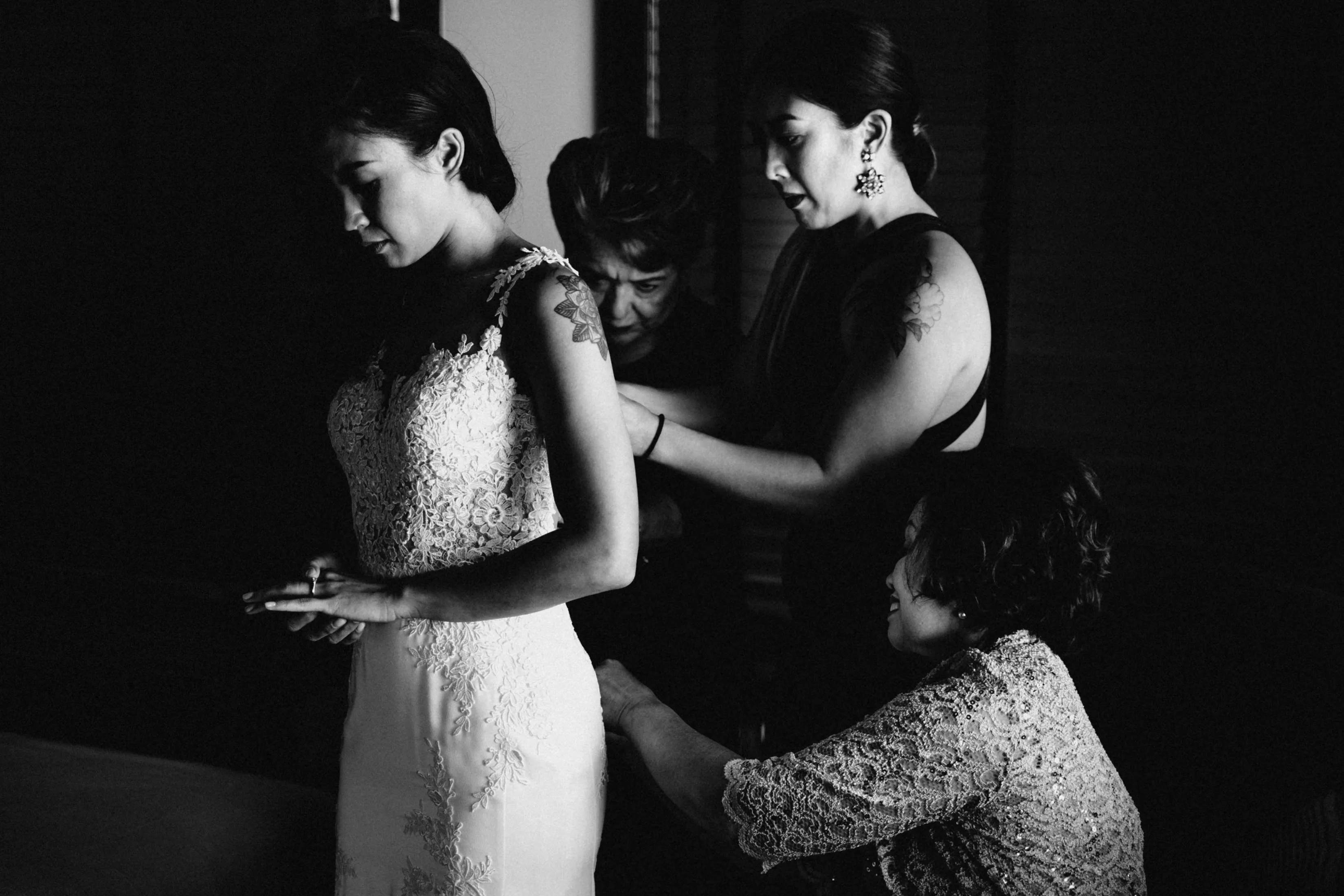 Getting Ready - Wedding Getting Ready in Los Angeles