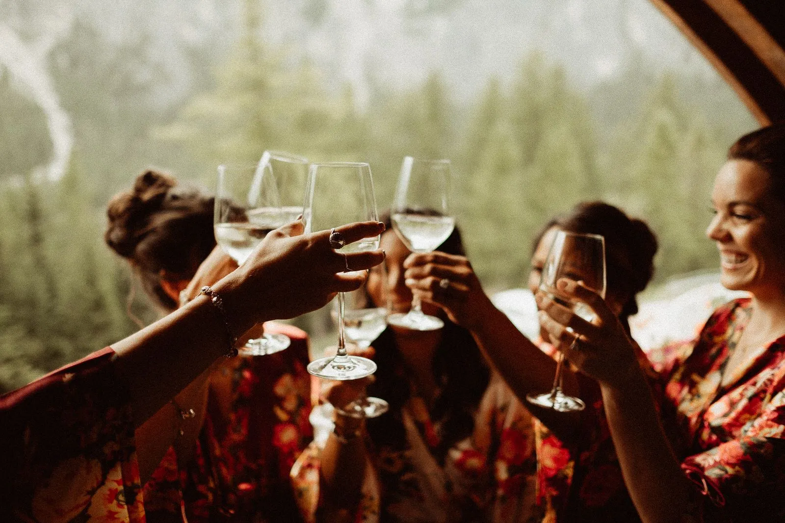 Getting Ready Gallery - Wedding in the Dolomites, Colfosco, Italy - Italian Apls