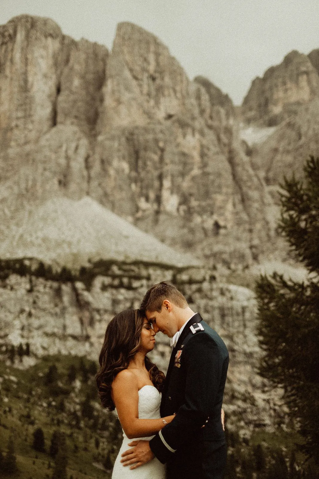 First Look Gallery - Wedding in the Dolomites, Colfosco, Italy - Italian Apls