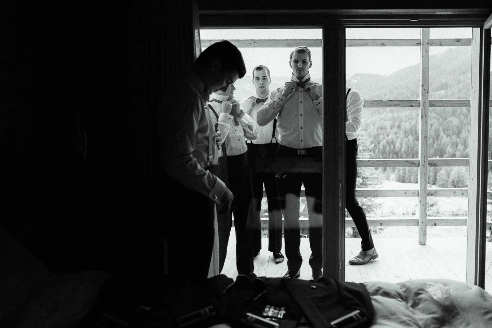 Groom Getting Ready - Wedding in the Dolomites, Colfosco, Italy - Italian Apls