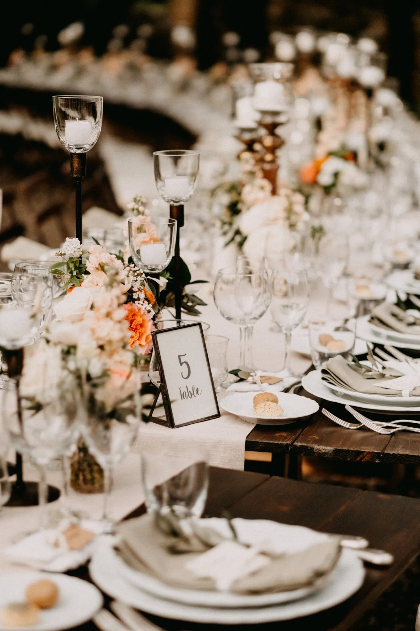 Wedding at Borgo Stomennano, Tuscany - Table setting