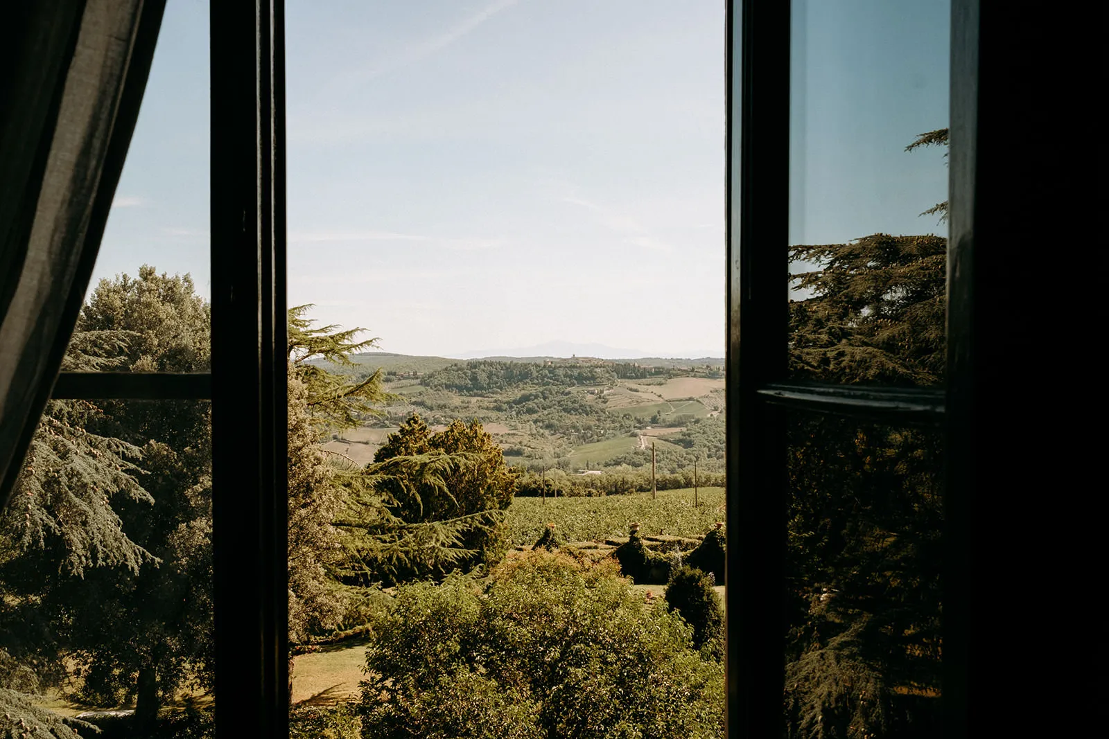 Getting Ready - Wedding in Chianti, Tuscany