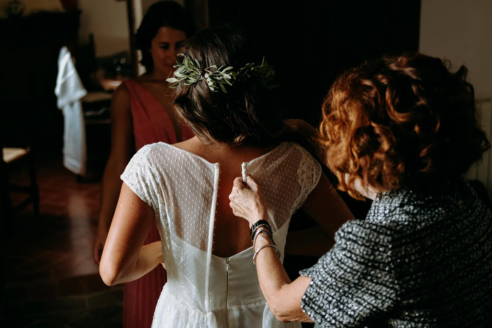 Bride's getting ready - Wedding in Chianti, Tuscany