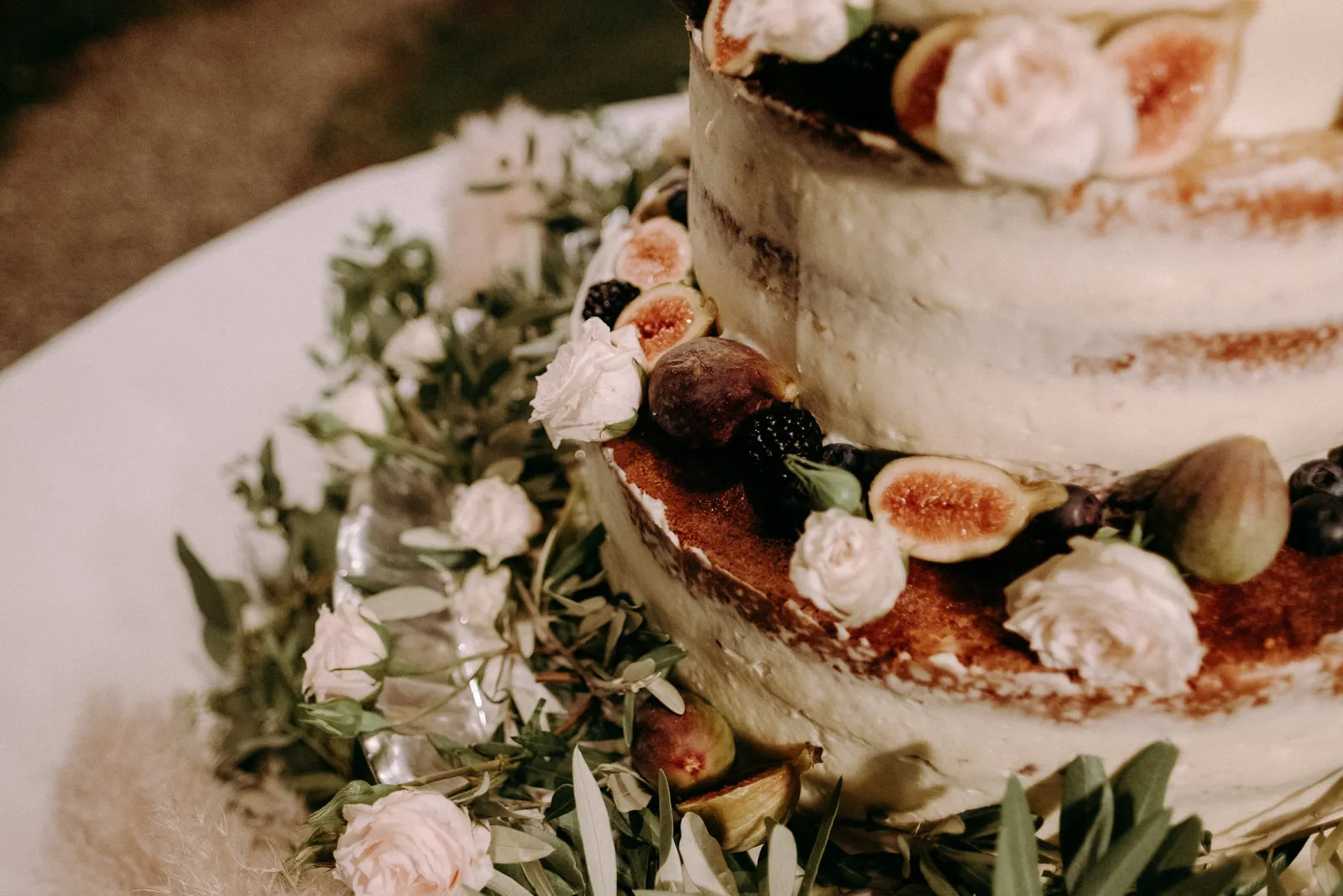 Cutting of the cake - Wedding in Chianti, Tuscany