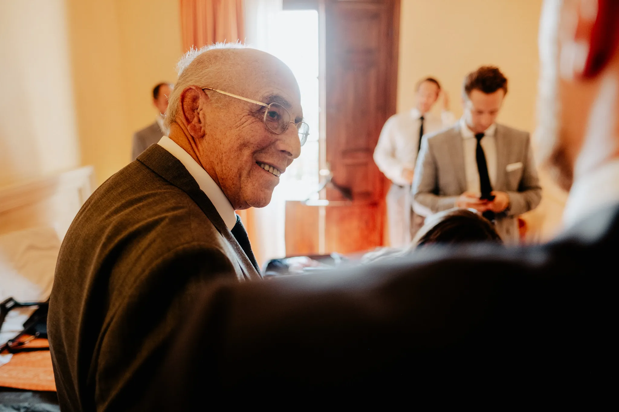 Wedding in Villa Ulignano, Volterra, Tuscany - Groom's getting ready