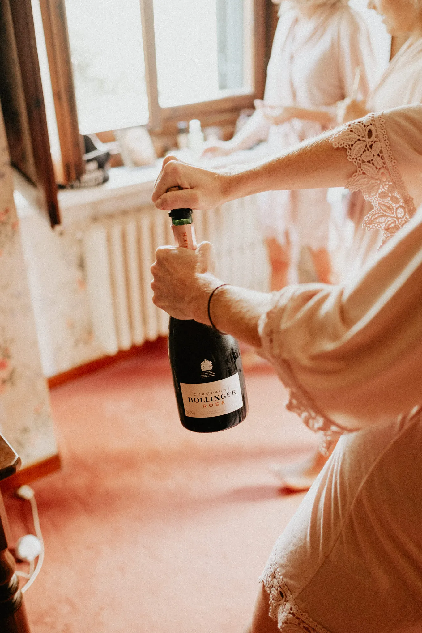 Wedding in Villa Ulignano, Volterra, Tuscany - Bride's getting ready