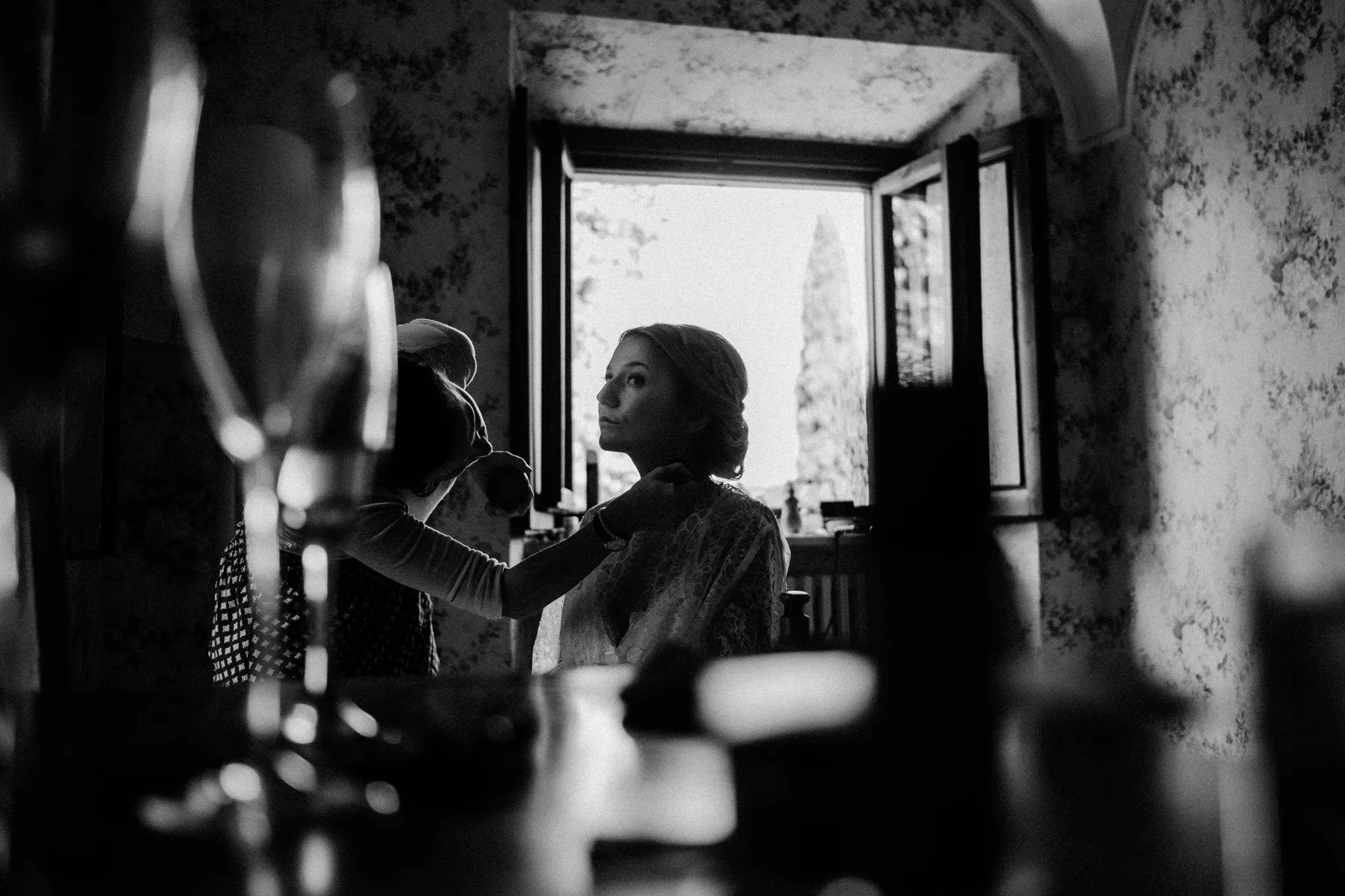 Wedding in Villa Ulignano, Volterra, Tuscany - Bride's getting ready