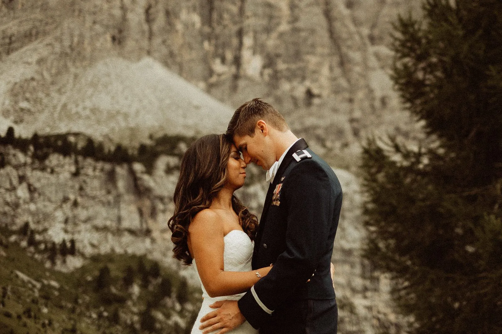 First Look Gallery - Wedding in the Dolomites, Colfosco, Italy - Italian Apls